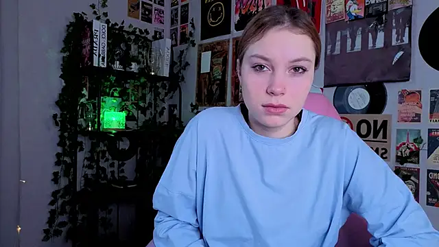 JadwigaTagliavia online show from February 1, 2026, 9:40 am