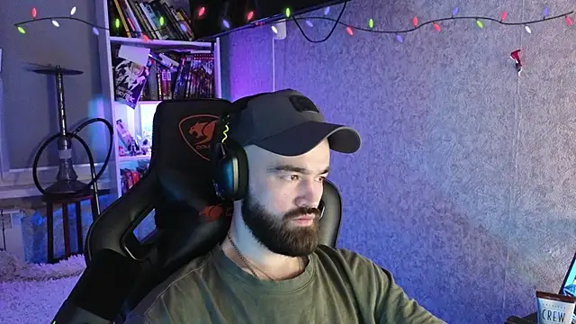 Snapshot of _Mostly_ chatting on February 11, 2026, 4:29 pm Mostly online show from February 11, 2026, 4:29 pm