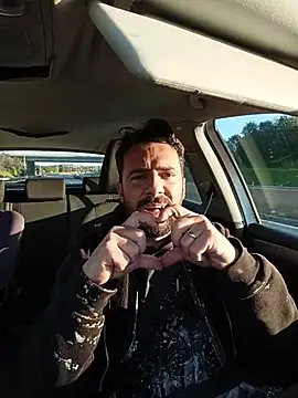 Snapshot of NatanCasad0 chatting on February 28, 2026, 8:03 am NatanCasad0 online show from February 28, 2026, 8:03 am