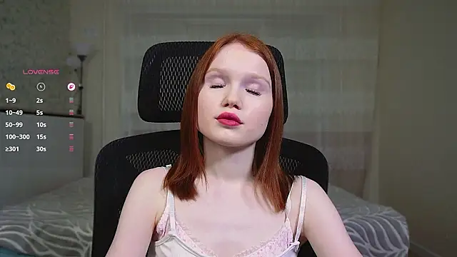 Snapshot of Nellie_baby chatting on February 23, 2026, 2:28 pm Nellie baby online show from February 23, 2026, 2:28 pm