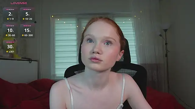 Snapshot of Nellie_baby chatting on August 1, 2026, 2:26 pm Nellie baby online show from August 1, 2026, 2:26 pm