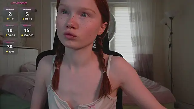 Snapshot of Nellie_baby chatting on June 29, 2026, 11:10 am Nellie baby online show from June 29, 2026, 11:10 am