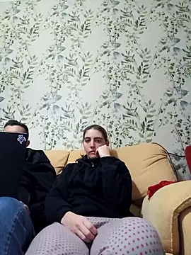 Snapshot of laparejaideal08 chatting on February 13, 2026, 6:19 pm laparejaideal08 online show from February 13, 2026, 6:19 pm