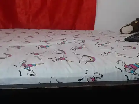 Snapshot of Emily_dirty26 chatting on April 24, 2026, 8:22 pm Emily dirty26 online show from April 24, 2026, 8:22 pm