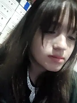 Snapshot of dieciochoyundia chatting on February 14, 2026, 1:39 am dieciochoyundia online show from February 14, 2026, 1:39 am