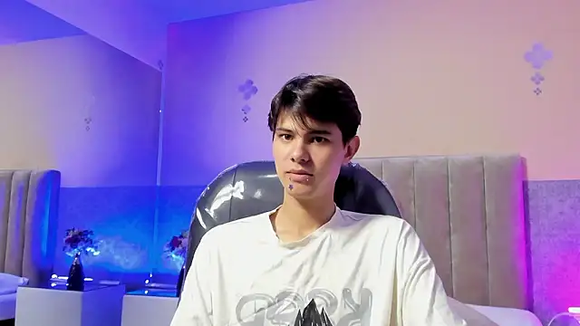 Derek Sinn online show from March 24, 2026, 12:38 pm