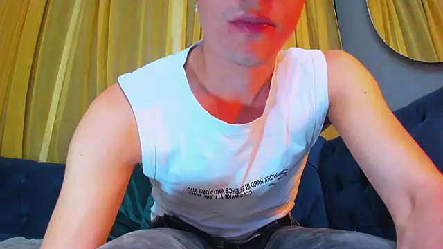 KairoBlaaze online show from February 19, 2026, 1:35 am