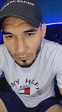 junior men22 online show from February 7, 2026, 12:13 pm