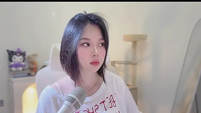 Yumi yuni online show from July 27, 2026, 5:03 am