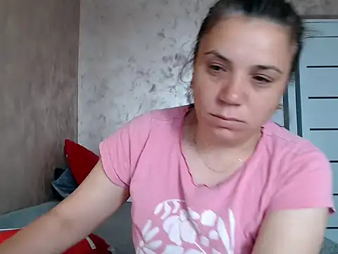 LorraGrey online show from June 4, 2026, 4:17 am