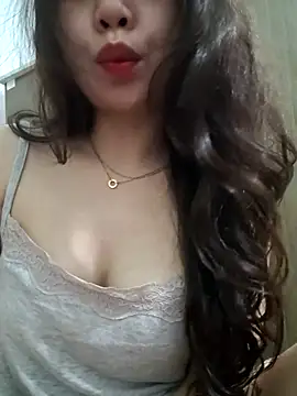 NinaKey online show from March 4, 2026, 7:49 am