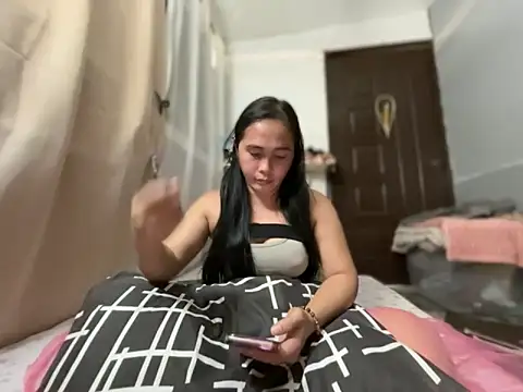 Snapshot of Sweetsexybabe1 chatting on April 7, 2026, 12:56 am Sweetsexybabe1 online show from April 7, 2026, 12:56 am