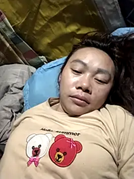 Snapshot of Bella-222 chatting on February 21, 2026, 10:23 pm Bella-222 online show from February 21, 2026, 10:23 pm