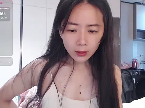 Snapshot of Tsuki-y chatting on February 23, 2026, 11:16 pm Tsuki-y online show from February 23, 2026, 11:16 pm