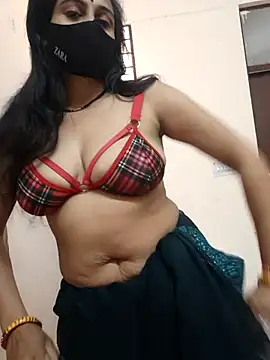 Snapshot of simran_sharma01 chatting on February 5, 2026, 7:37 am simran sharma01 online show from February 5, 2026, 7:37 am