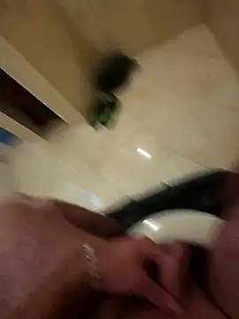 Snapshot of Heyyo3 chatting on February 16, 2026, 9:41 am Heyyo3 online show from February 16, 2026, 9:41 am