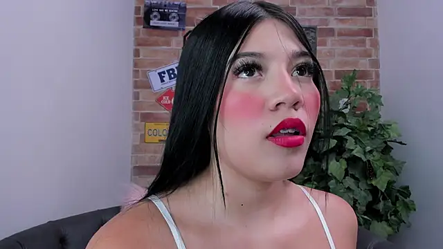 foxy vera online show from March 31, 2026, 11:01 am