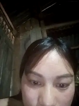 Snapshot of Momo-biki chatting on February 23, 2026, 12:45 am Momo-biki online show from February 23, 2026, 12:45 am