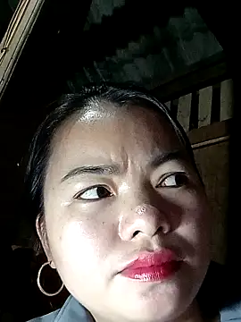 Snapshot of emlylyxinh chatting on February 2, 2026, 2:16 pm emlylyxinh online show from February 2, 2026, 2:16 pm