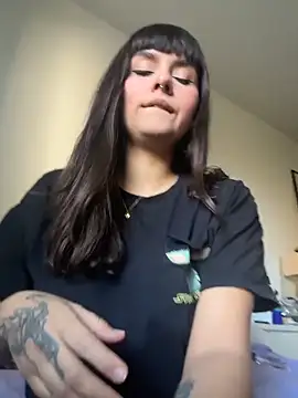 Snapshot of lovelyjinny chatting on March 3, 2026, 10:33 am lovelyjinny online show from March 3, 2026, 10:33 am