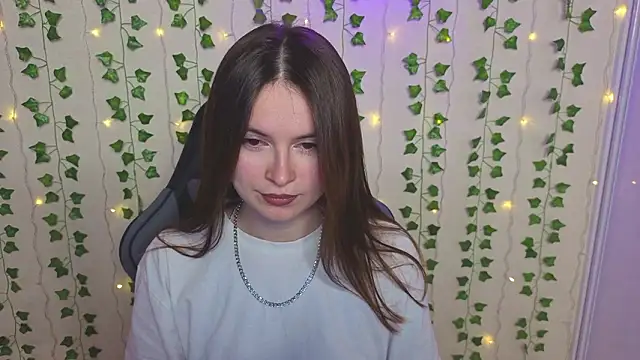 AliceIMonta online show from February 27, 2026, 4:18 pm