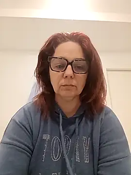 pulpeuse64 online show from March 2, 2026, 9:27 am