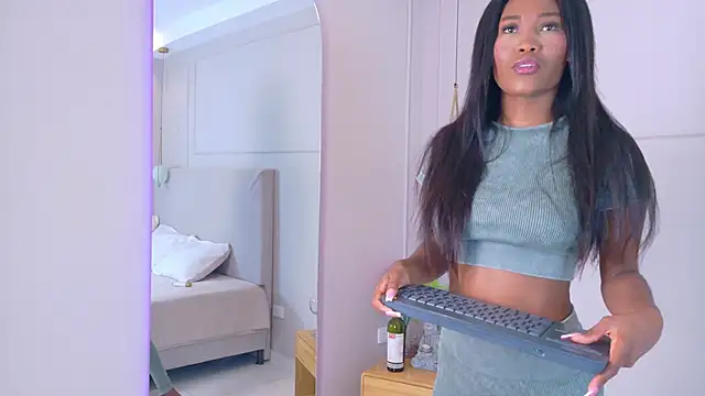 JosselynBrown online show from March 14, 2026, 11:27 am