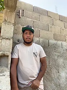 Snapshot of Danny_black11 chatting on February 11, 2026, 7:25 pm Danny black11 online show from February 11, 2026, 7:25 pm