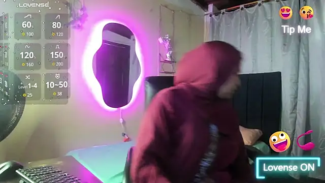 SamiraAwada online show from March 30, 2026, 7:04 pm