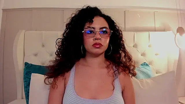 amanda rios online show from May 24, 2026, 7:47 pm