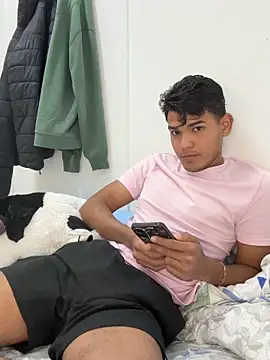 Snapshot of DavShi chatting on February 14, 2026, 1:00 pm DavShi online show from February 14, 2026, 1:00 pm