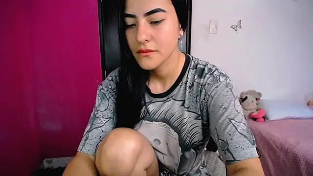 charlotte petit  online show from February 24, 2026, 5:03 pm