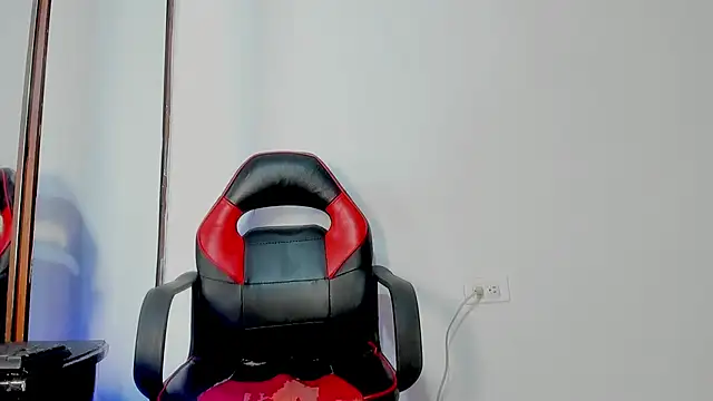 Snapshot of JERO_TEASE_S7S chatting on February 27, 2026, 7:35 pm JERO TEASE S7S online show from February 27, 2026, 7:35 pm