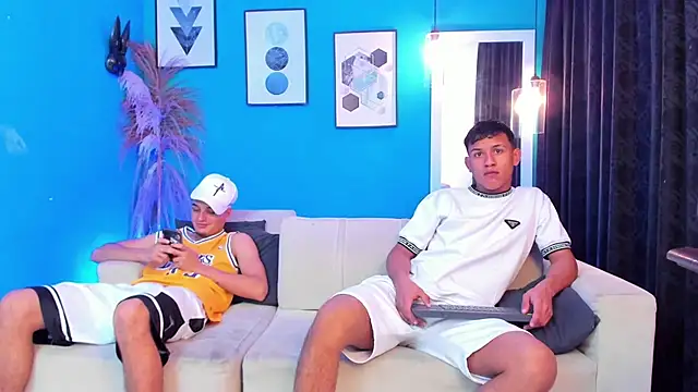 Snapshot of KingOfHeavens_2 chatting on February 25, 2026, 8:52 pm KingOfHeavens 2 online show from February 25, 2026, 8:52 pm