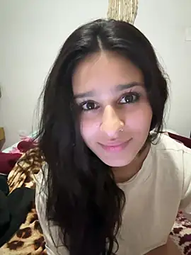 Snapshot of madison90 chatting on May 20, 2026, 1:46 am madison90 online show from May 20, 2026, 1:46 am