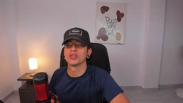 paisa hotx online show from February 4, 2026, 10:49 pm