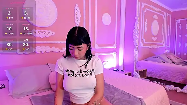 LiaLovet online show from March 28, 2026, 2:51 pm