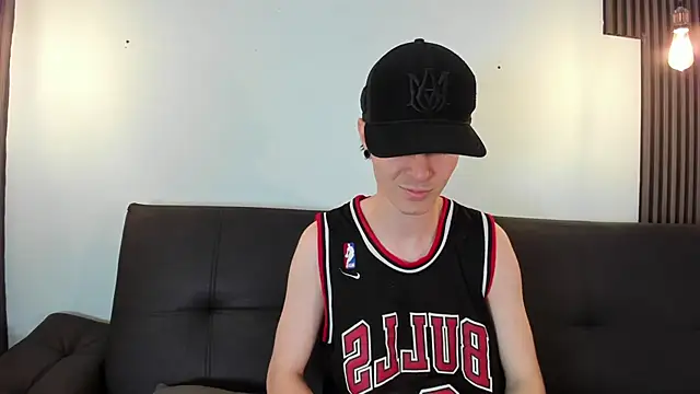 Snapshot of Lio_____ chatting on February 28, 2026, 1:49 am Lio online show from February 28, 2026, 1:49 am