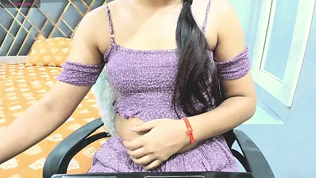 SexyTeenO online show from February 2, 2026, 5:12 pm