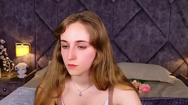 Tara Keats online show from May 17, 2026, 4:01 am