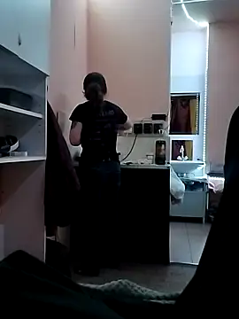 RoliNika22 online show from March 4, 2026, 7:43 pm