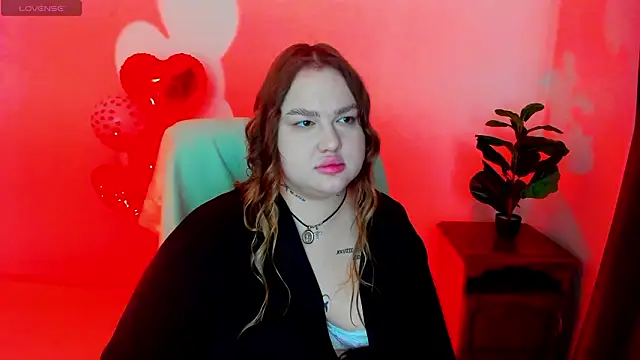 Sofiawetsweet online show from February 12, 2026, 7:19 am