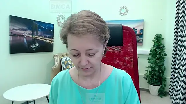 MONA W online show from March 25, 2026, 10:58 am