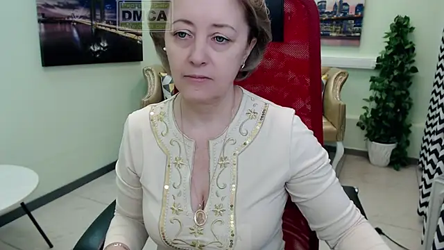 MONA W online show from April 12, 2026, 9:01 am