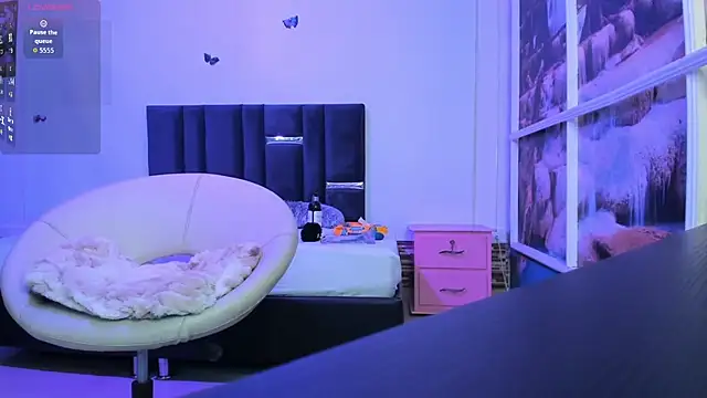 Katee mos online show from March 5, 2026, 3:47 am