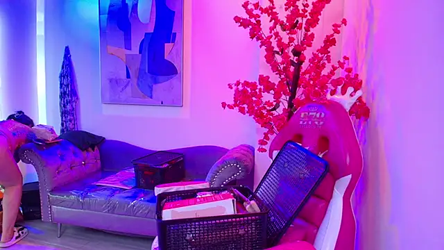 Madame scarlett online show from May 29, 2026, 11:38 am