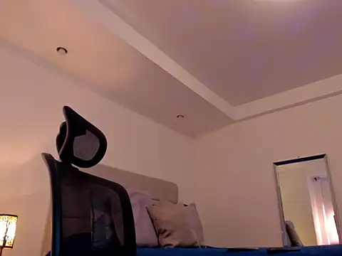 chris morgan7 online show from April 15, 2026, 7:58 pm