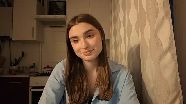 LissaBliss online show from April 5, 2026, 4:02 pm