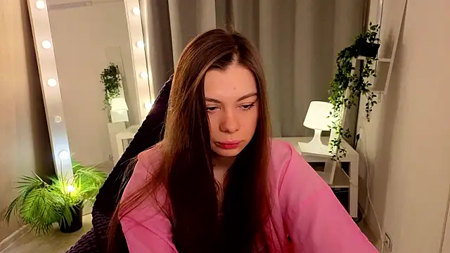 SiennaSayss online show from February 20, 2026, 5:37 am