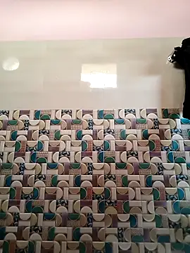 Snapshot of newtube0 chatting on February 16, 2026, 8:02 am newtube0 online show from February 16, 2026, 8:02 am